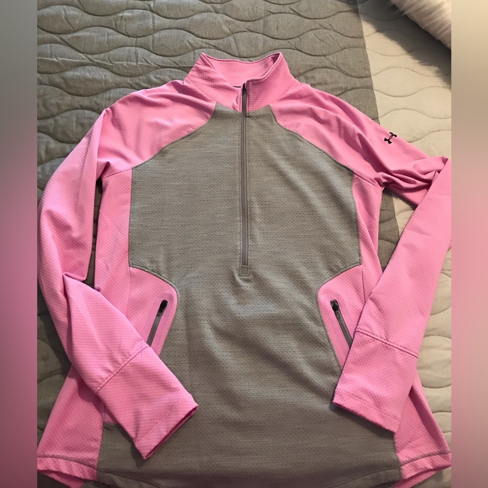 Like new Under Armour  sport top